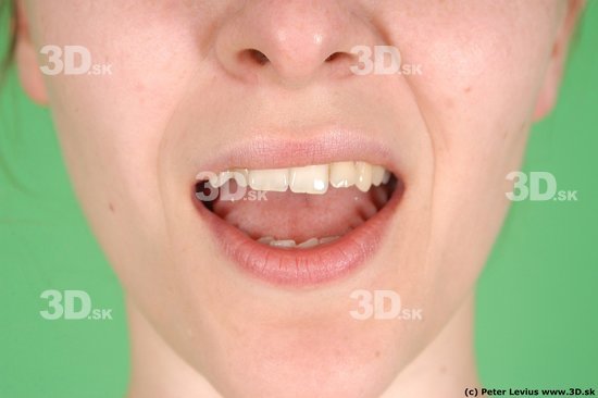 Mouth Phonemes Woman White Average