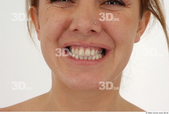 Teeth Woman White Average