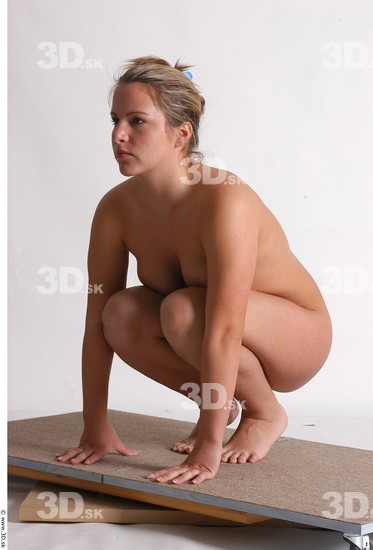 Whole Body Woman Other White Nude Average