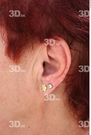 Ear Woman White Casual Average