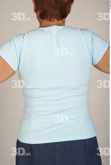 Upper Body Woman White Casual Average