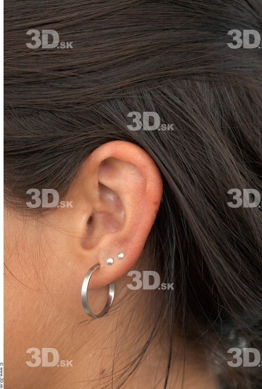 Ear Woman White Slim