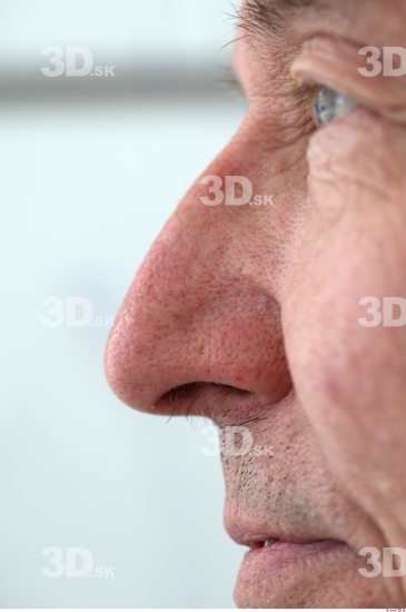 Nose Man White Average Wrinkles