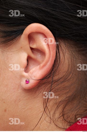 Ear Woman White Jewel Overweight