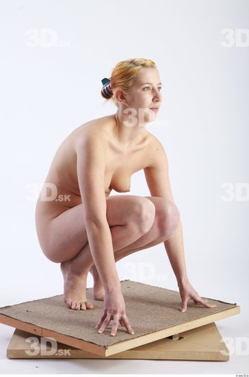 Whole Body Woman Other White Nude Average