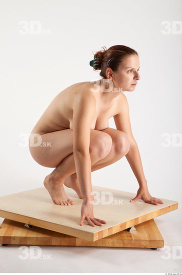 Whole Body Woman Other White Nude Average