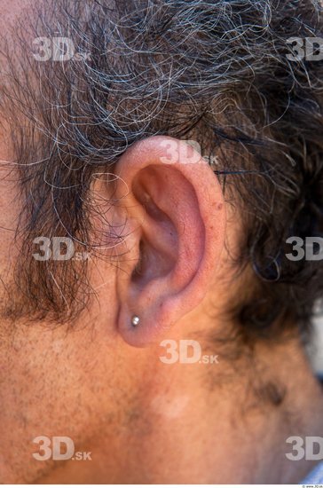 Ear Head Man Casual Average Street photo references