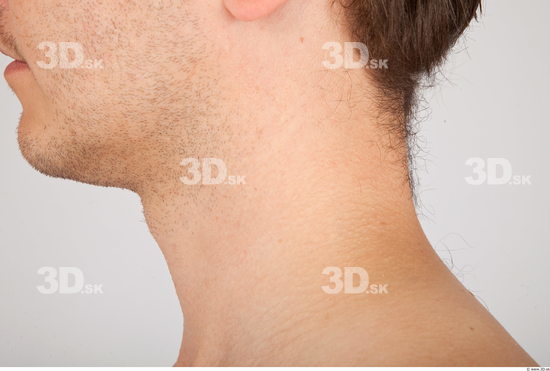 Neck Man White Average