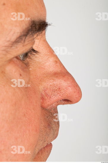 Nose Man White Average Wrinkles