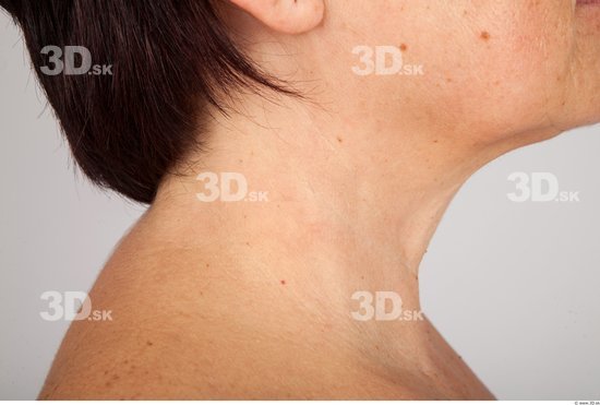 Neck Whole Body Woman Casual Average Studio photo references