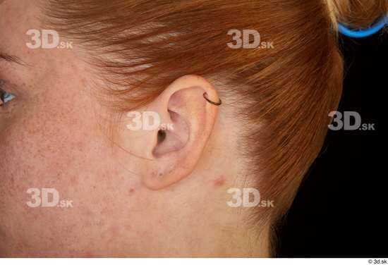 Ear Woman Slim