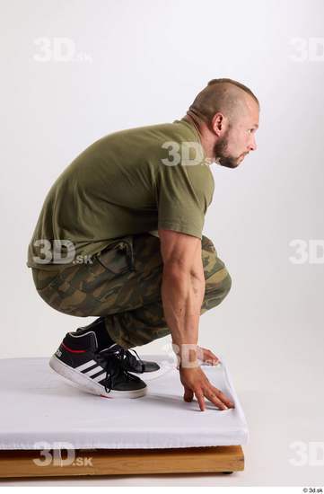 Whole Body Man White Casual Muscular Athletic Kneeling Studio photo references