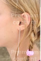 Ear Woman White Jewel Slim