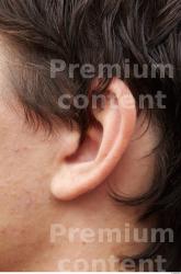 Ear Man White Average